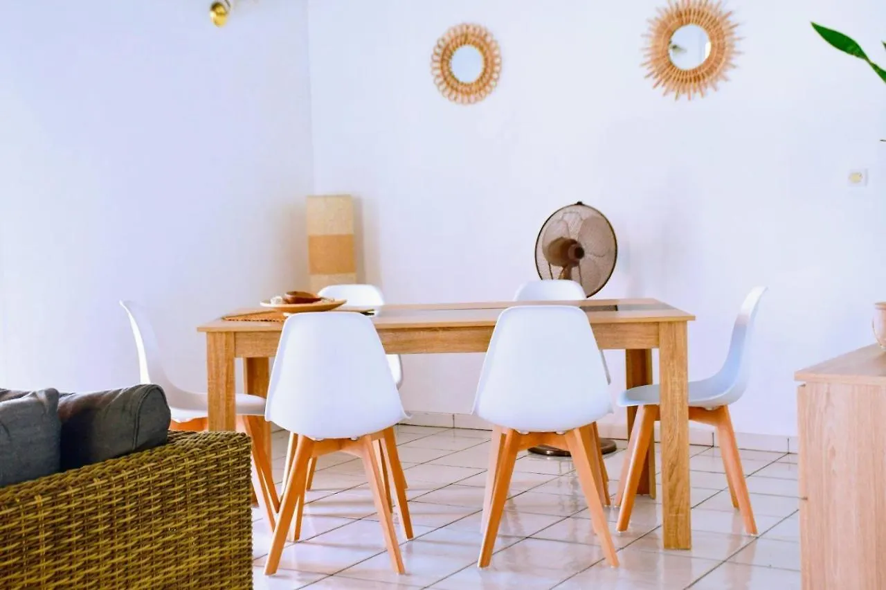 Апартаменты Villa Sunrise Деше Гваделупа